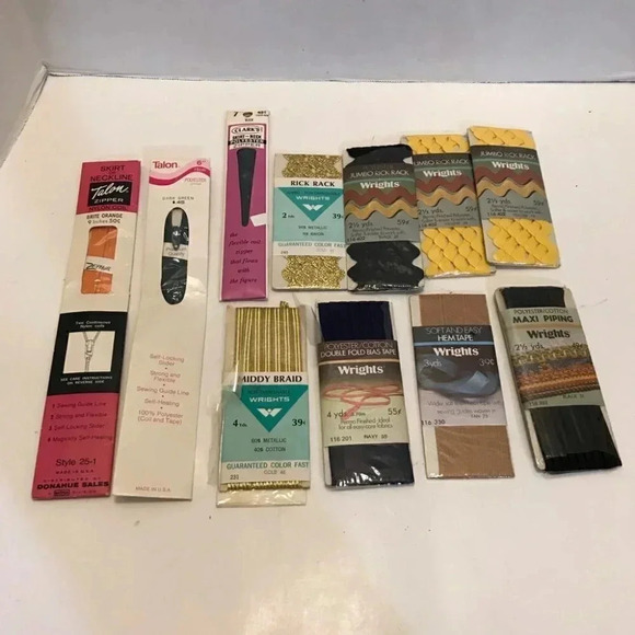 NEW Vintage Lot Ric Rick Rack Edging Zig Zag Trim Wrights Edge Tape Zippers Lot - Picture 1 of 13